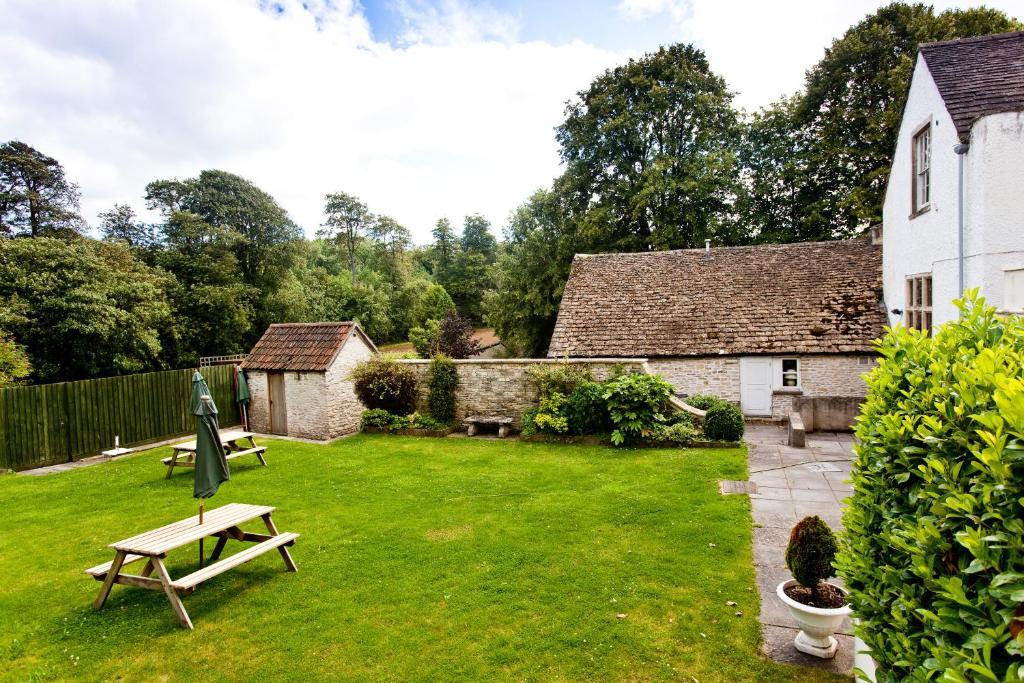 Bodkin House Hotel Little Badminton Exterior photo